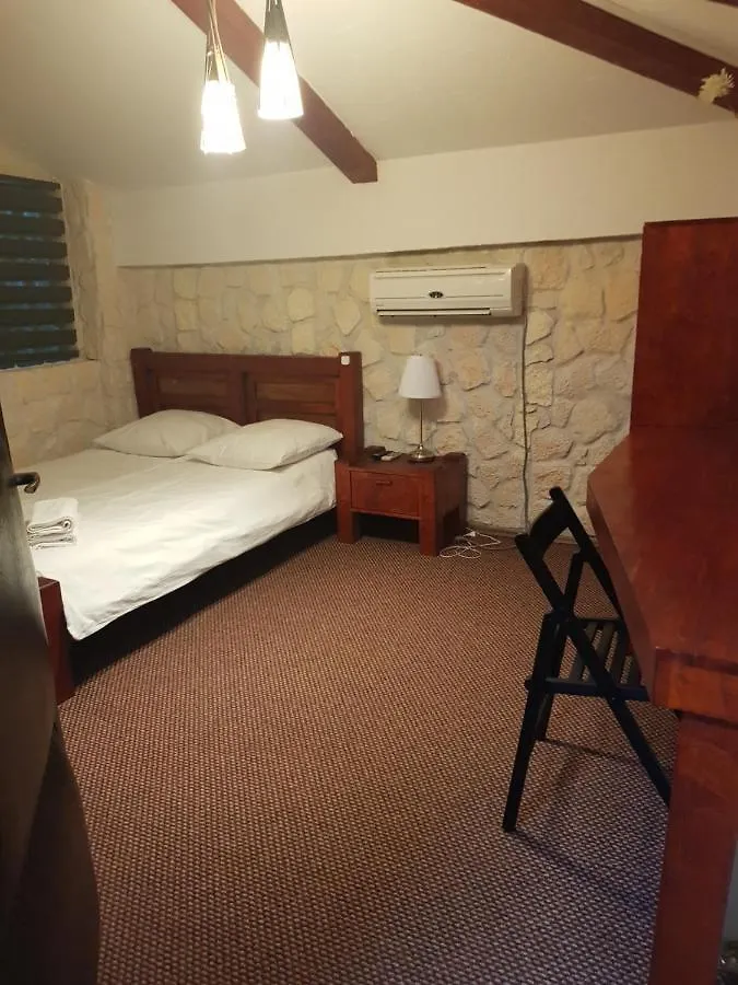 Mpoint Motel Bucharest 0*,