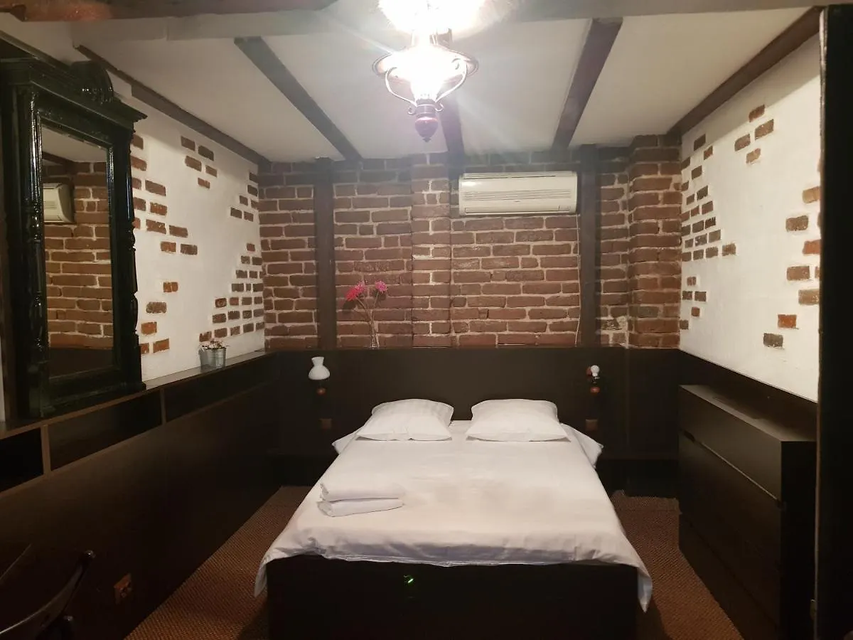 Mpoint Motel Bucharest 0*,  Romania